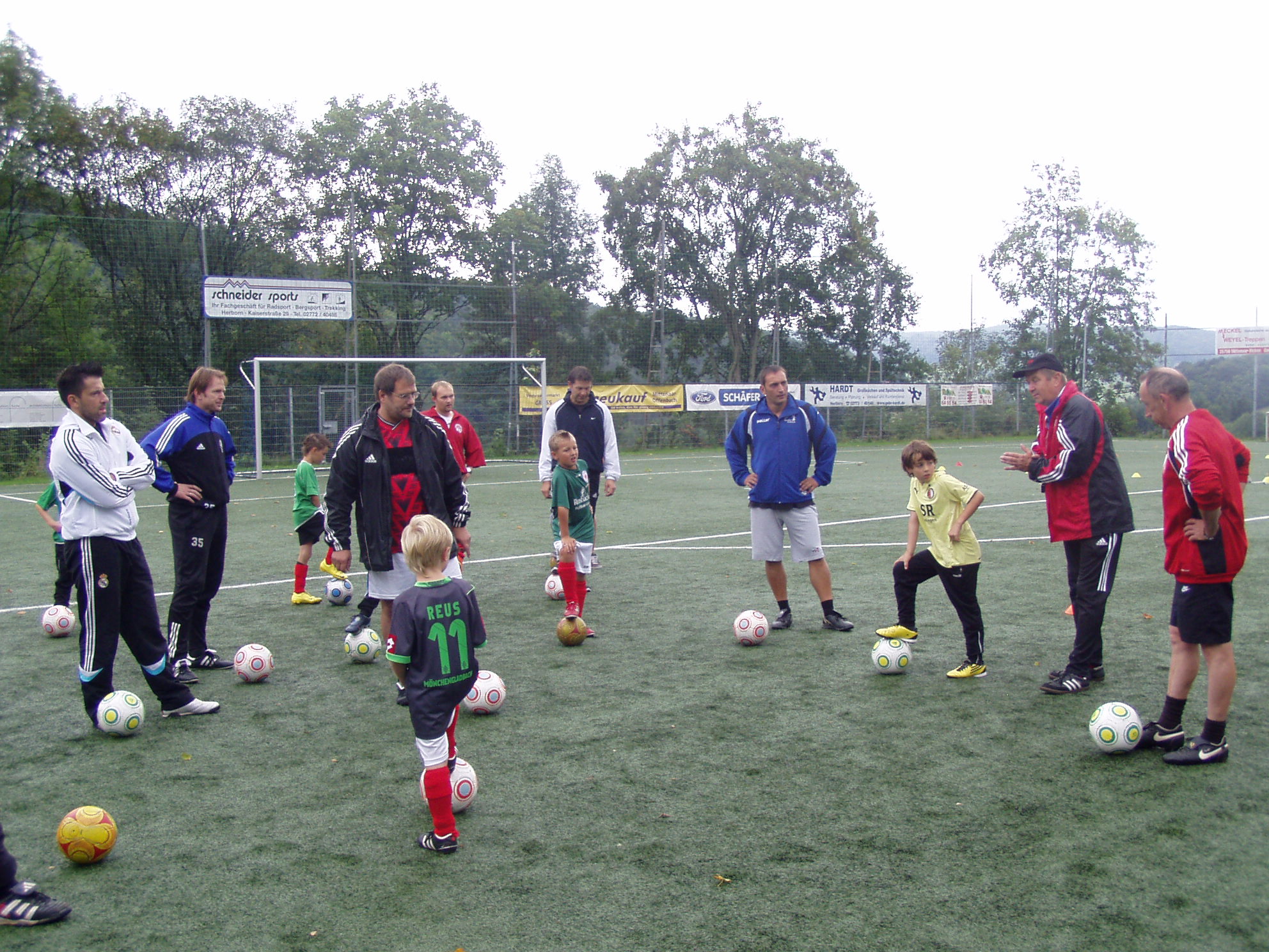 Um das Thema "Konfliktkompetenz Im Fußball" geht es bei einer Kurzschulung in Wissenbach am 23. Oktober.